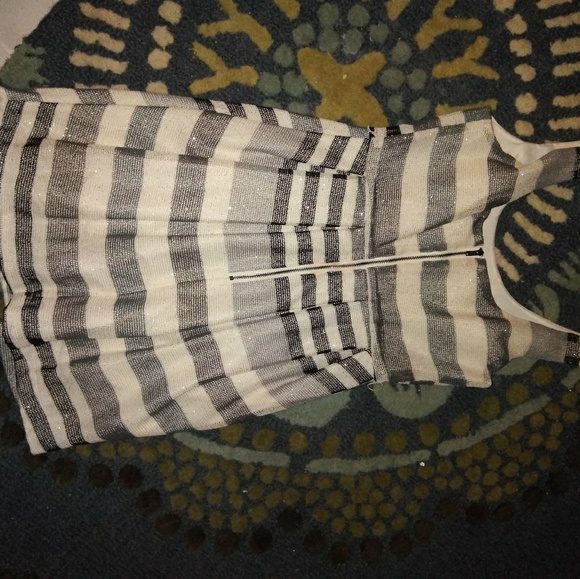 BCBGeneration - Picture 3 of 3